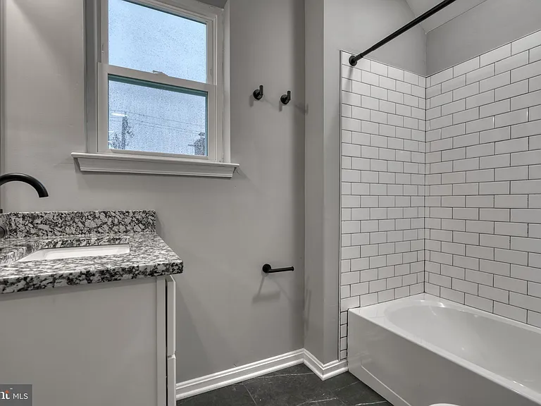 6722 Brentwood Ave #2 — Photo 14