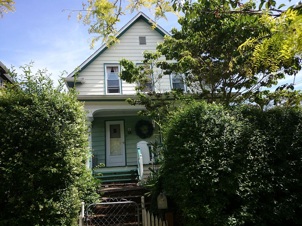 2nd image of 7306 18th Ave NW