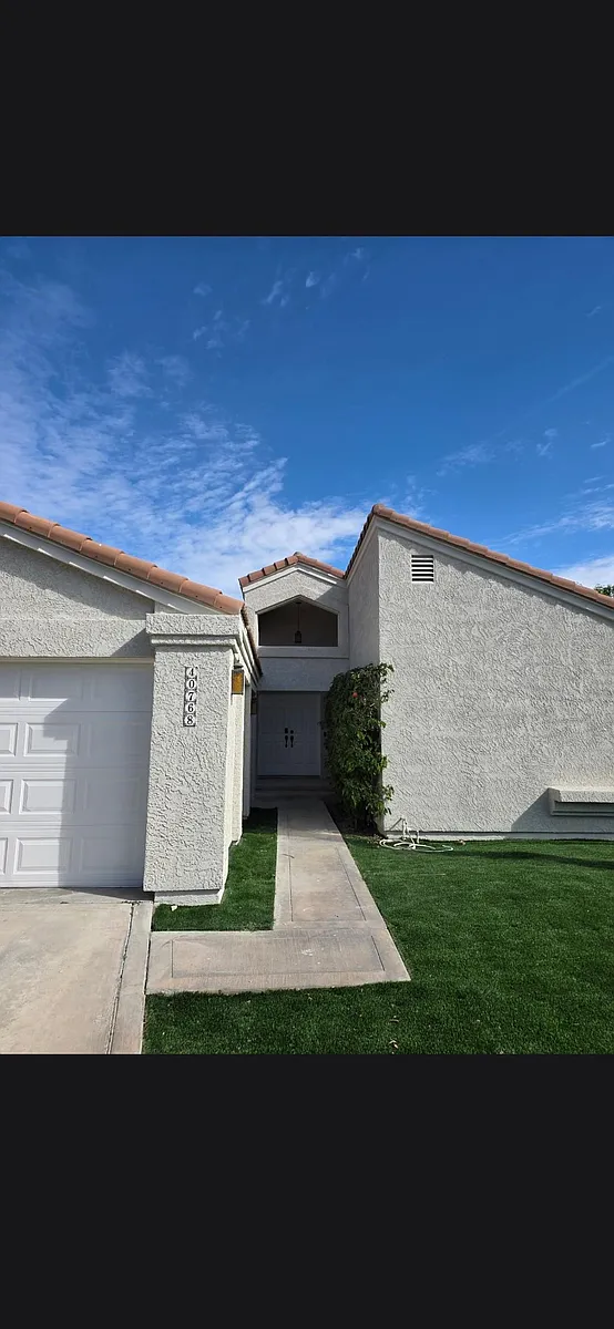 Building Photo - 40768 Biscayne Dr