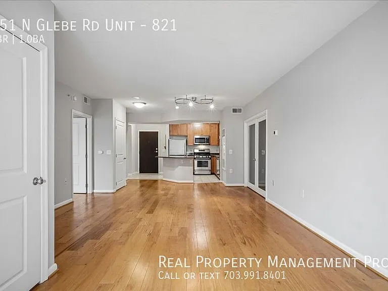 851 N Glebe Rd #821 — Photo 14