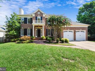 1788 Rampart Dr, Alexandria, VA 22308