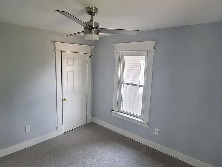 401 S Harris Ave — Photo 10