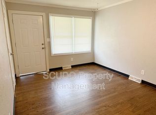 1021 S Appleton Ave, Independence, MO 64053