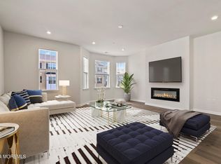 404 Arose Ln, Middletown, NJ 07748