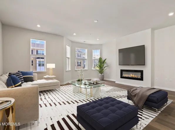 404 Arose Lane, Middletown, NJ 07748