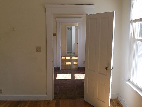Dining room looking toward kitchen