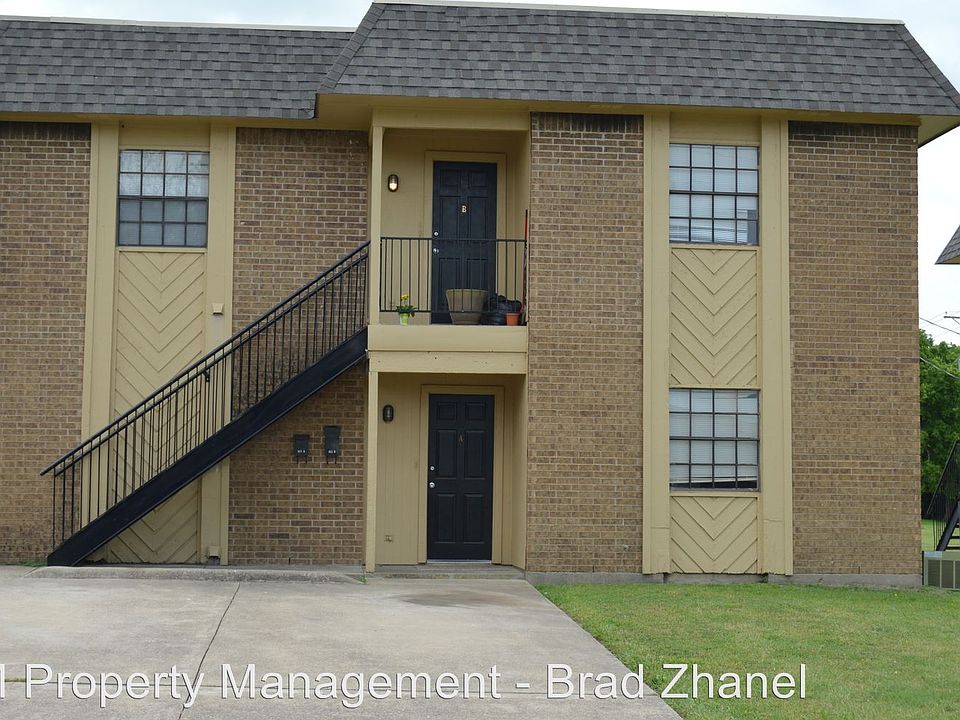 1st image of 611 W Gilmer St APT A