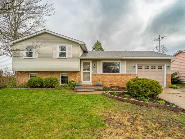 309 Compton St, New Carlisle, IN 46552