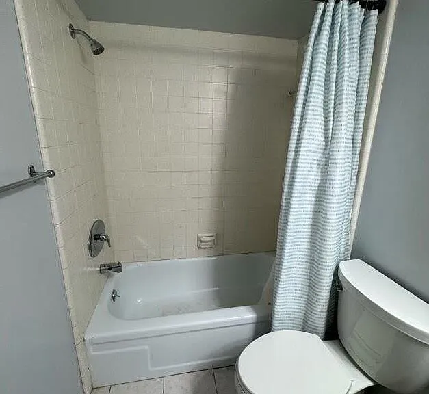 738 SW Ravenswood Ln — Photo 8