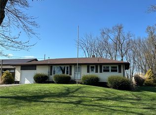 9811 Georgetown St, Louisville, OH 44641