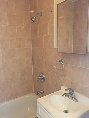 Rented by Uptown Flats LLC | media 6