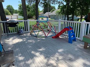 815 E 8th Ave, Mitchell, SD 57301