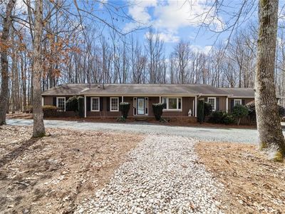 4468 Thorny Rd, Greensboro, NC, 27406