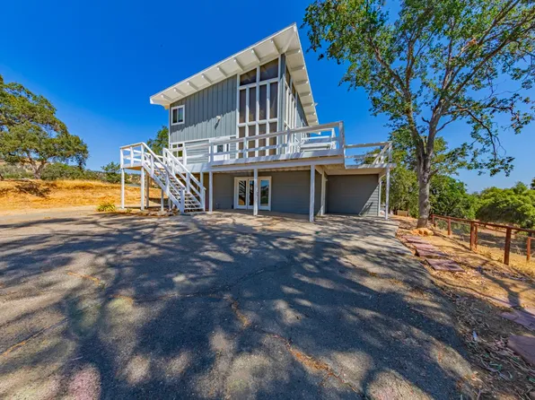 29997 Corral Dr, Coarsegold, CA 93614