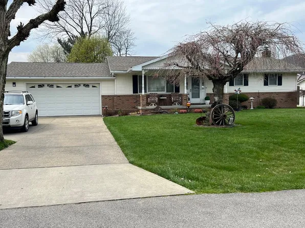 56 Nicholas Circle, New Martinsville, WV 26155