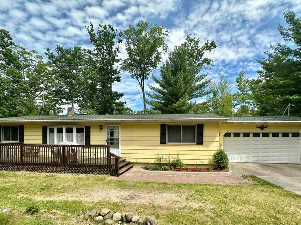 338 Chickasaw St, Roscommon, MI 48653