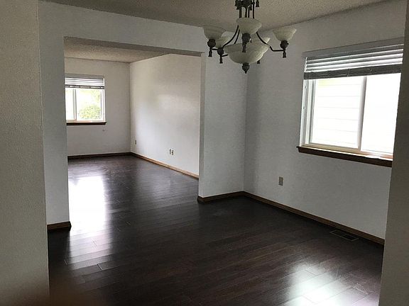4th image of 5960 Breeze Ct