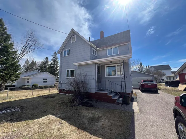 9 2nd St, South Range, MI 49963