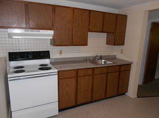 226 Pearl St APT 1A, Gardner, MA 01440