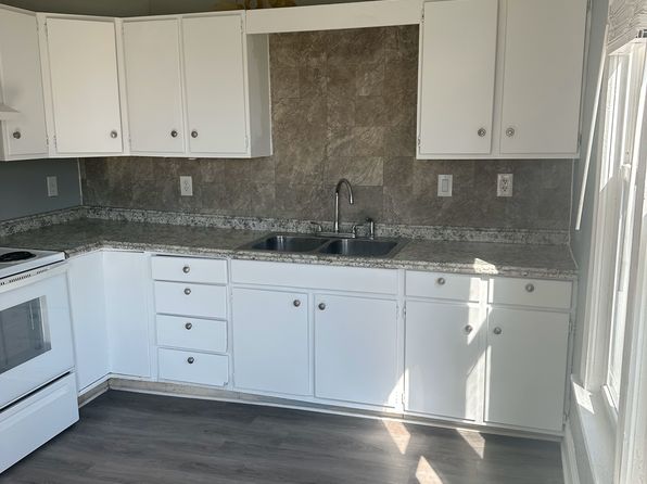 315 S Walnut Ave #2, Owatonna, MN 55060