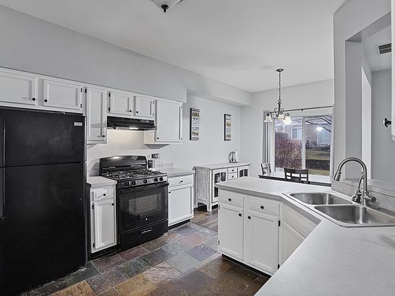 4th image of 1627 Spaulding Rd