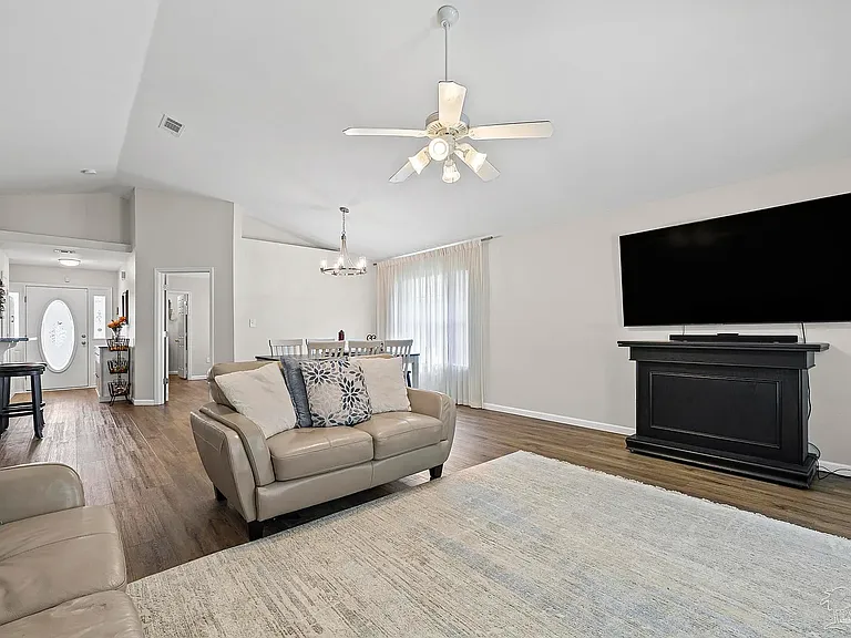 3747 Boardwalk Ct — Photo 26