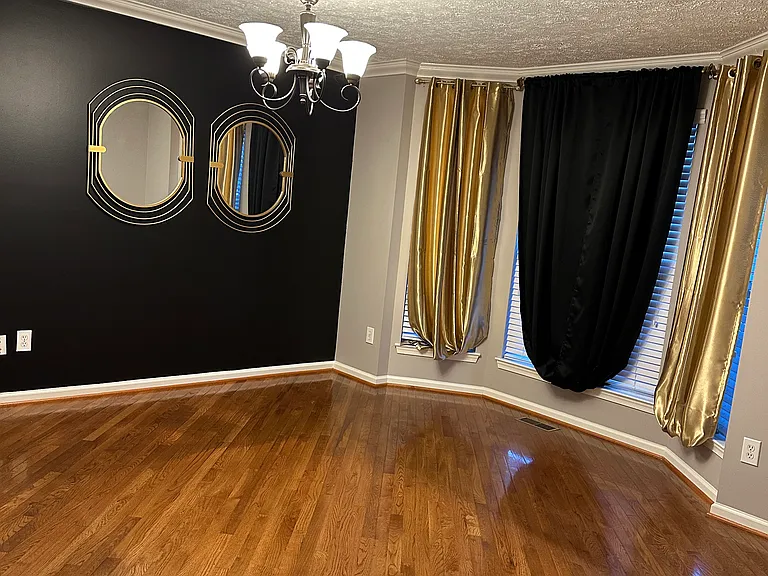 304 Nicole Ln — Photo 12