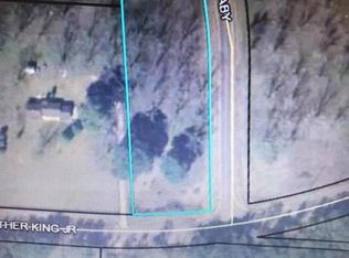 2925 Barnaby Dr, Albany, GA 31701