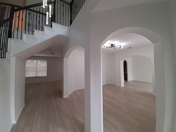 4th image of 4214 Blue Sage Ter