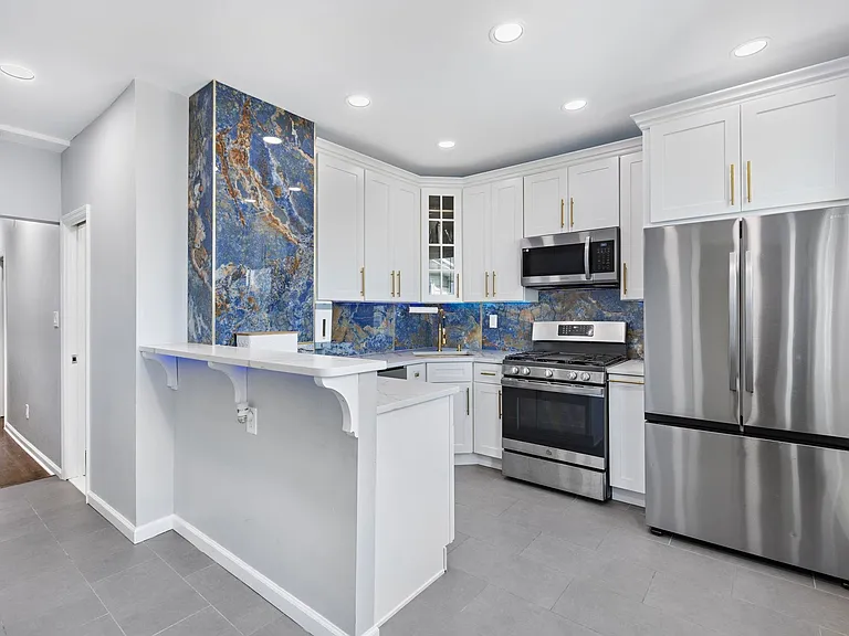 98 Bergen Ave #1 — Photo 11