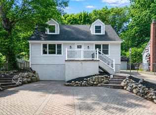 245 Melville Road, Huntington Station, NY 11746