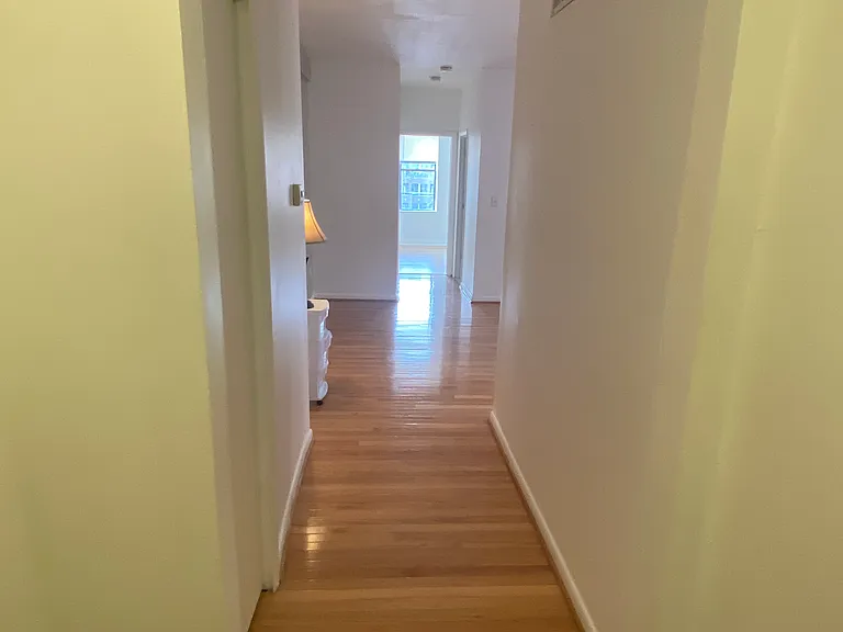 1420 Chapin St NW #206 — Photo 4