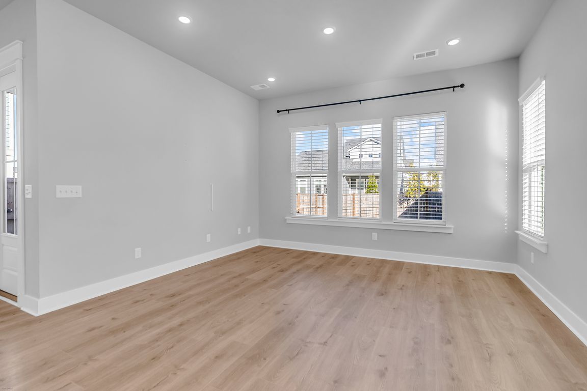 next background image