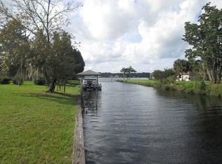 1072 Jonquil St, Lake Placid, FL 33852