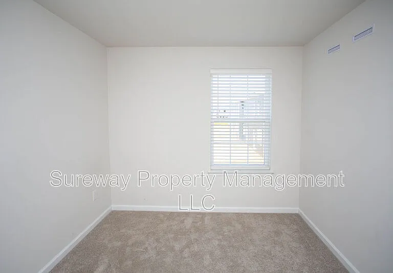 55 Elliot Ln — Photo 41