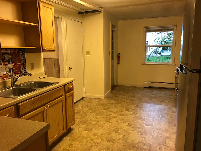 31 Cogswell St #1 — Photo 3