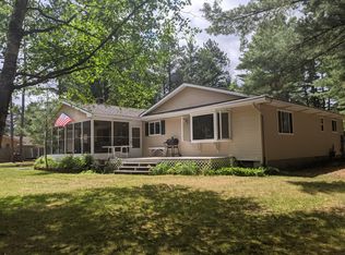 10356 Oakdale Dr, Grayling, MI 49738