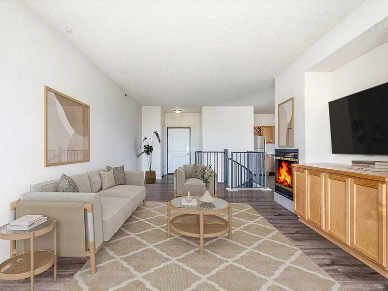 808 Berry Place — Photo 12