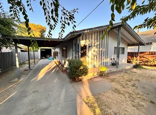 846 N Division St, Porterville, CA 93257