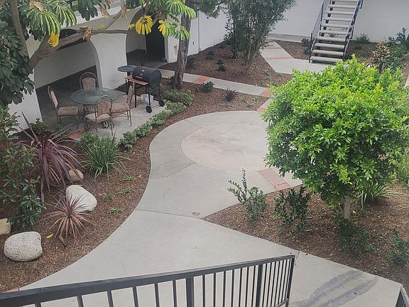 3rd image of 6553 Newlin Ave