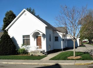 122 S 6th St, Decatur, IN 46733