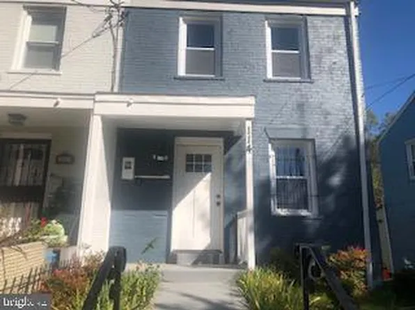 114 46th St SE, Washington, DC 20019