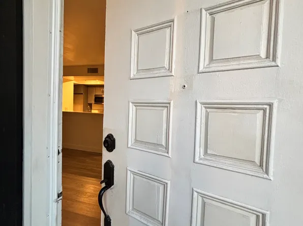 1301 W 8th St APT 3, Upland, CA 91786