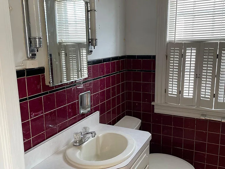 1321 Charleston Ave — Photo 20