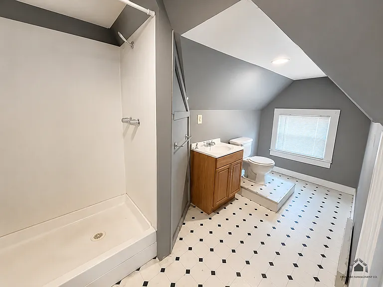 16 West St — Photo 10