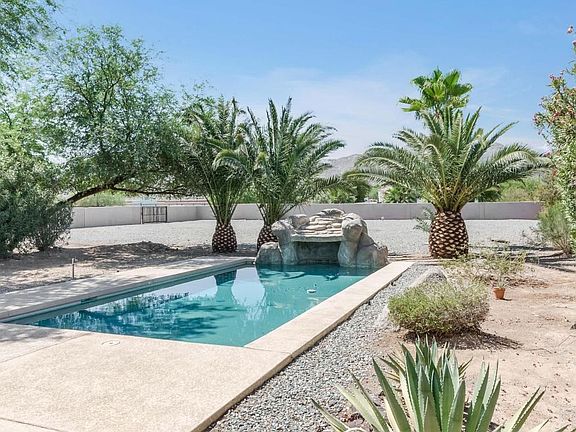4th image of 8908 S 32nd Ln