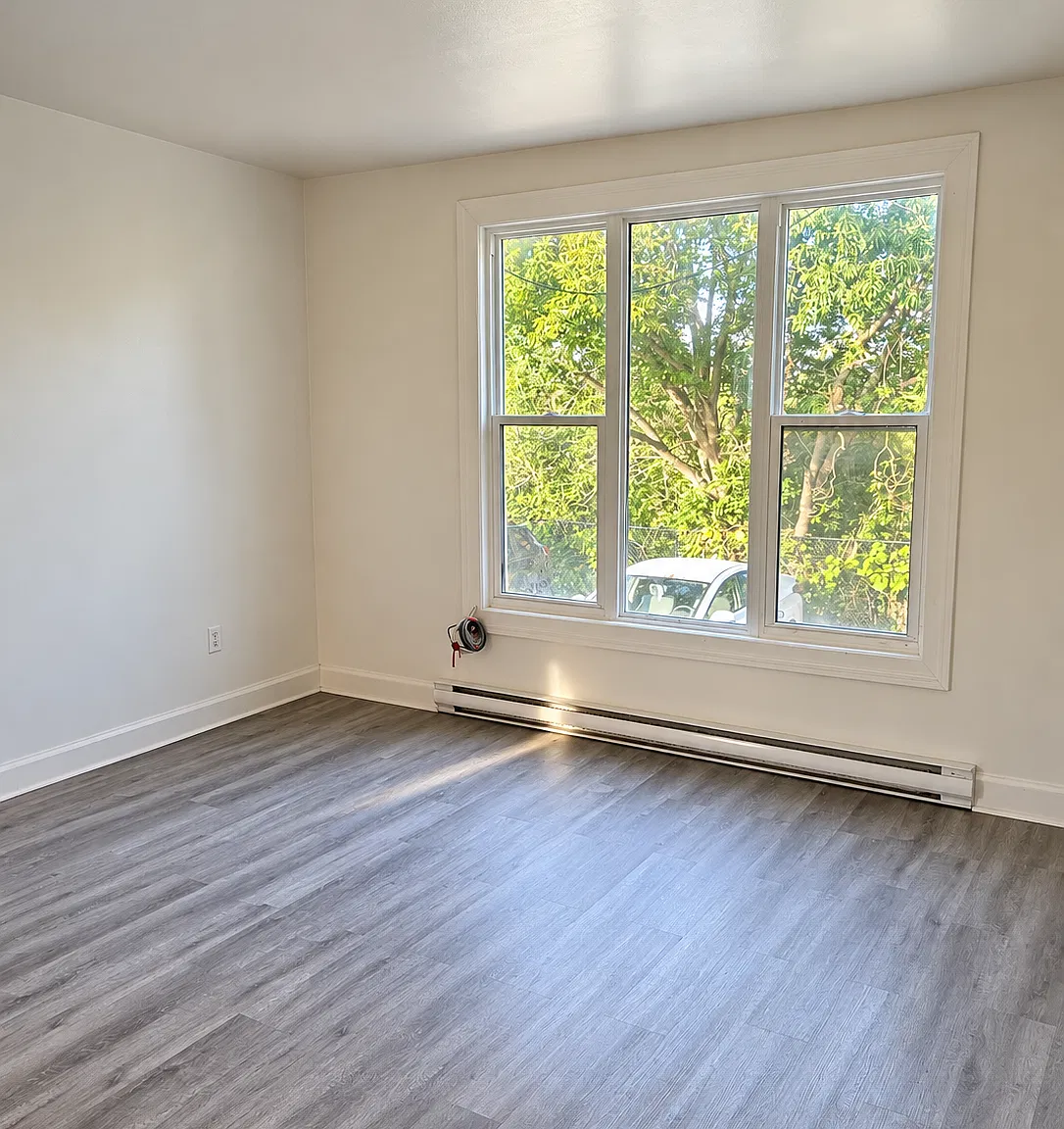2 bed, $1,600 — Photo 3