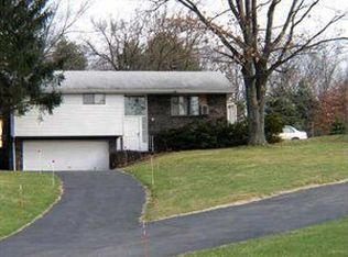 561 N Pike Rd, Sarver, PA 16055