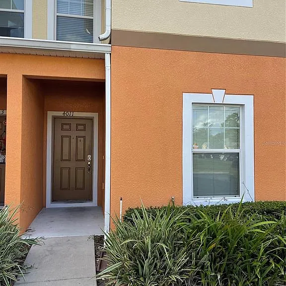 4011 Winding Vine Dr — Photo 2