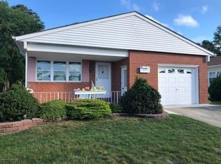 215 Cabrillo Blvd, Toms River, NJ 08757